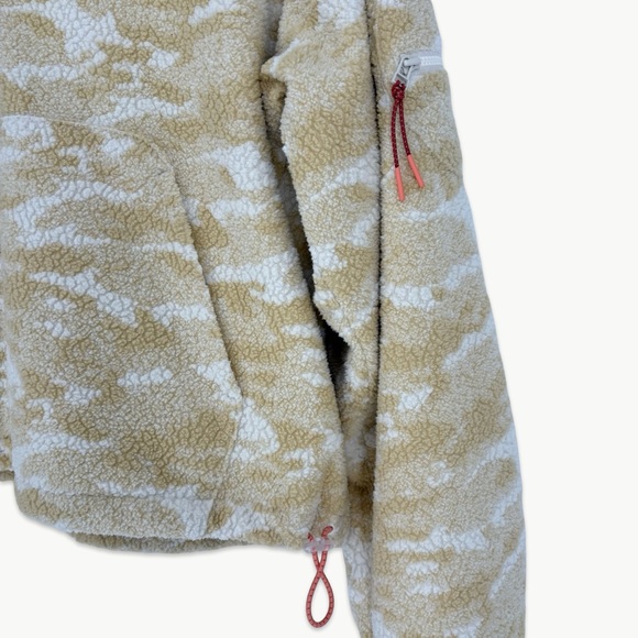 Outdoor Voices Camo PrimoFleece 1/4 Zip Hoodie | Small | White Cloud - Picture 7 of 11